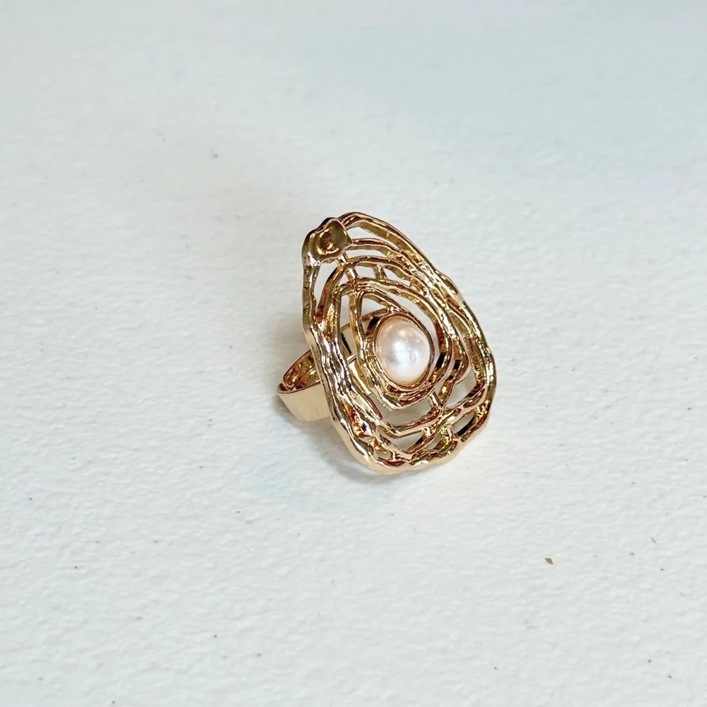 Gold Pearl Statement Ring - Elegant Women's Fashion Jewelry’s